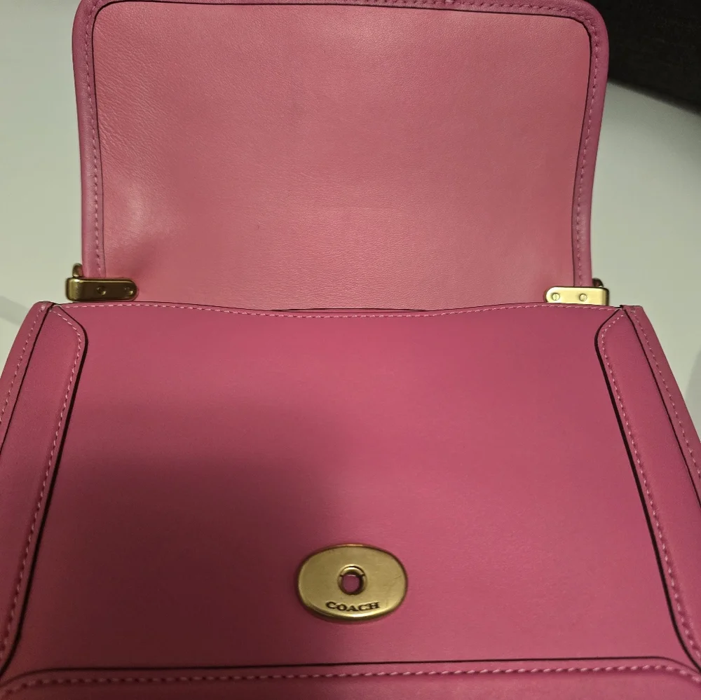 Coach Hero Bag - Picture 11 of 16
